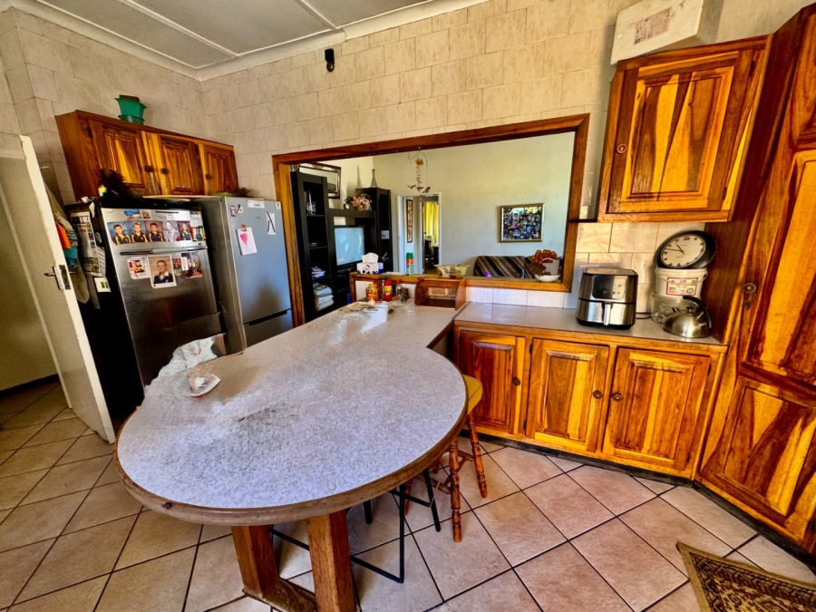 5 Bedroom Property for Sale in Potchefstroom North North West
